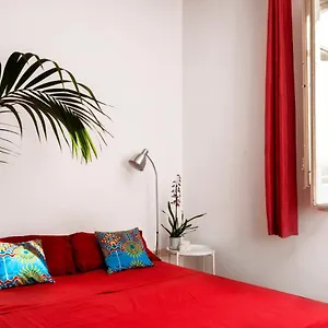 13 Open House Bed & Breakfast