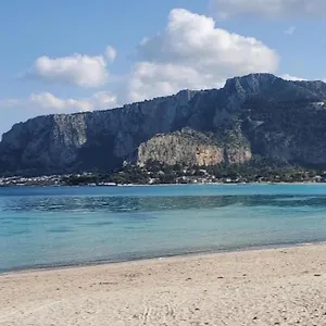 Fronte Mare Arenella Bed & Breakfast