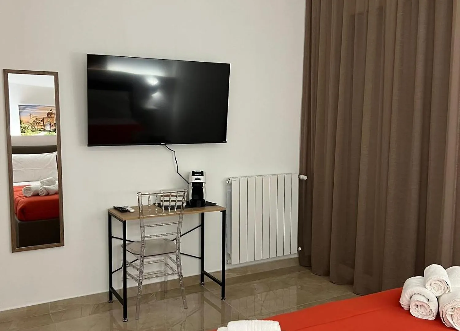 Isgro B&B Palermo Italy